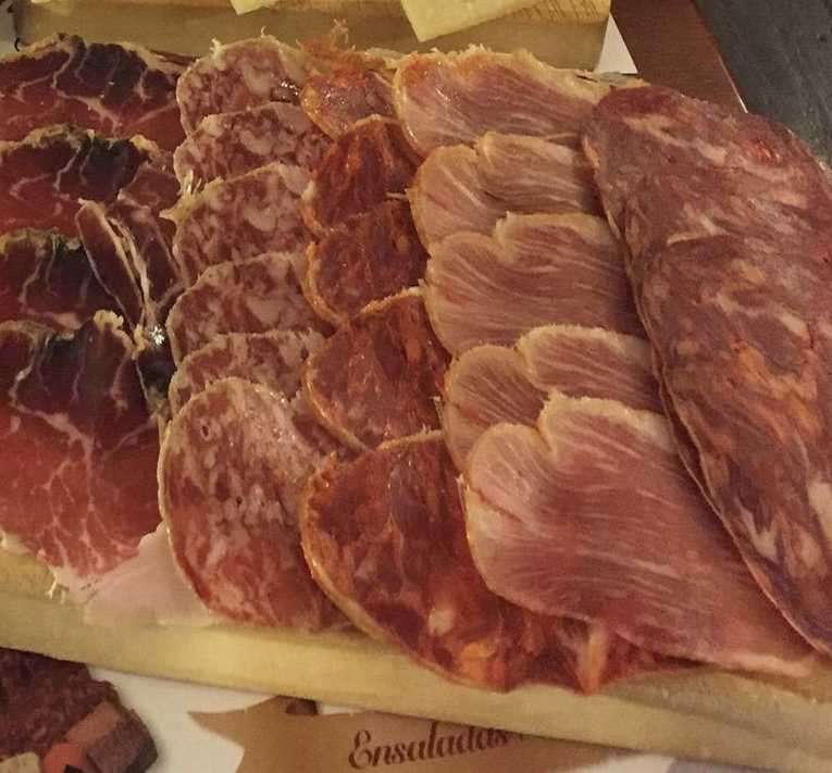 Embutidos serranos