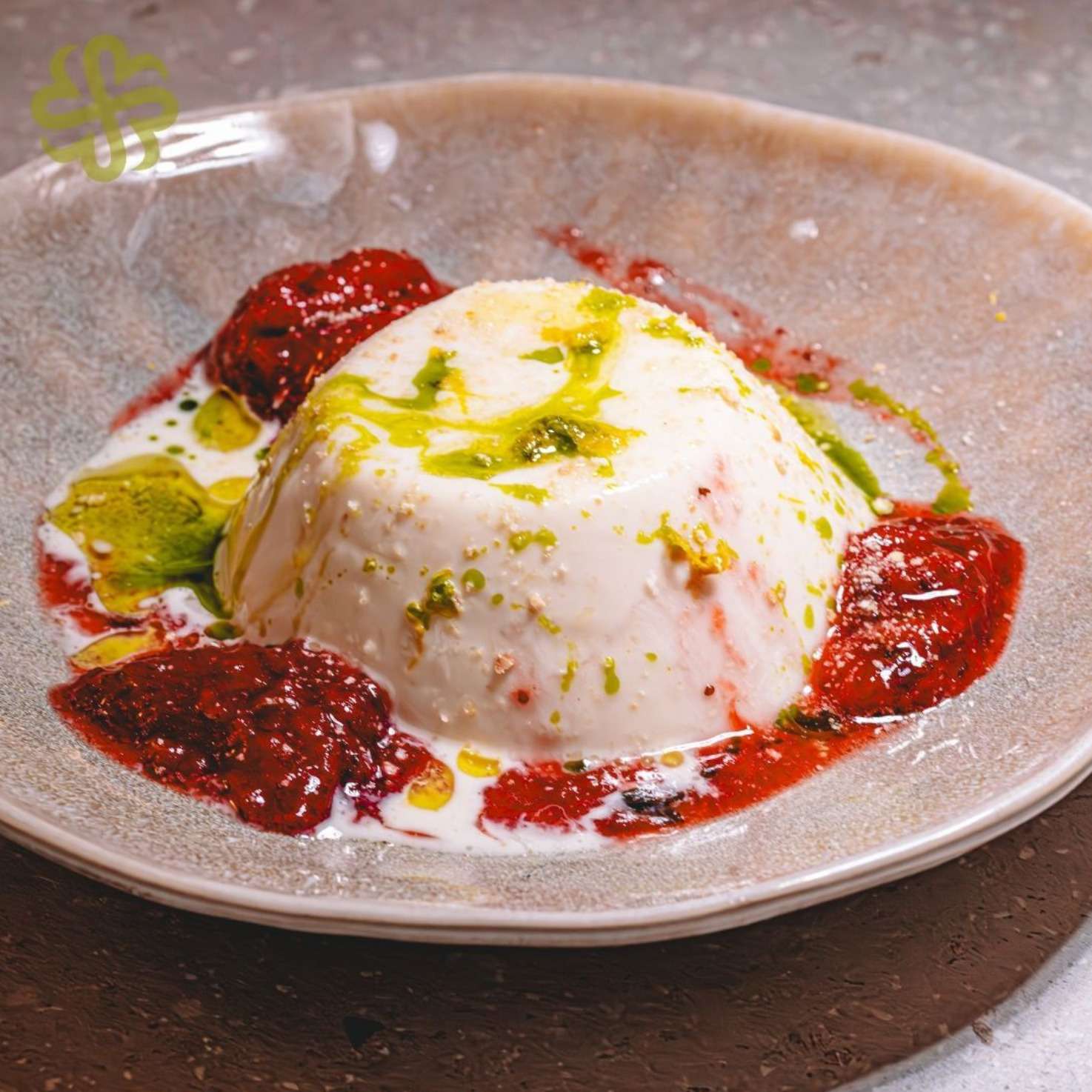 Panna cotta de chocolate blanco