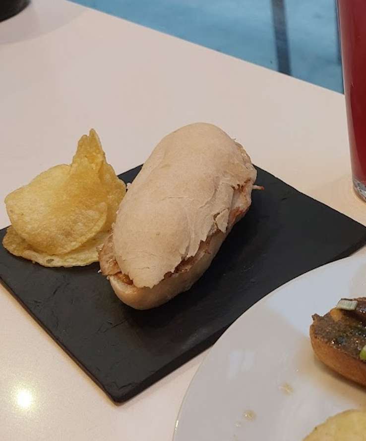 Montadito de lomo