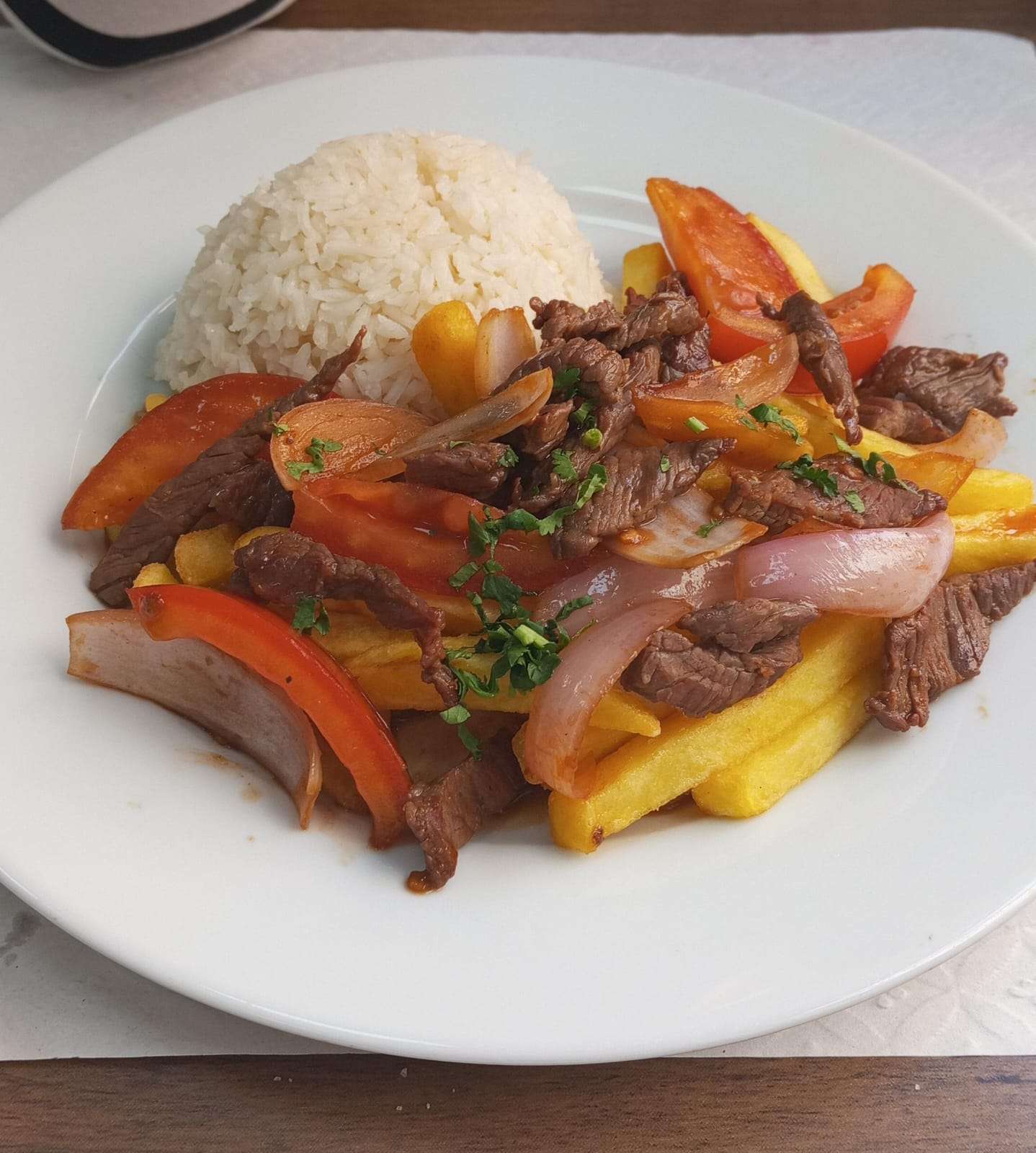 Lomo saltado