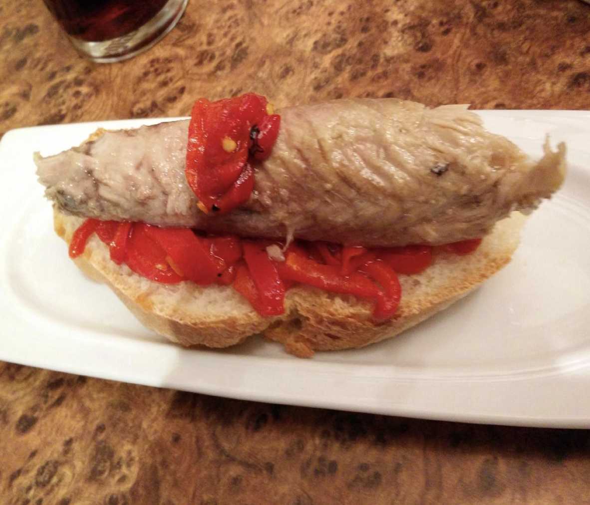Tosta Requeté cisco y tierra 1920.