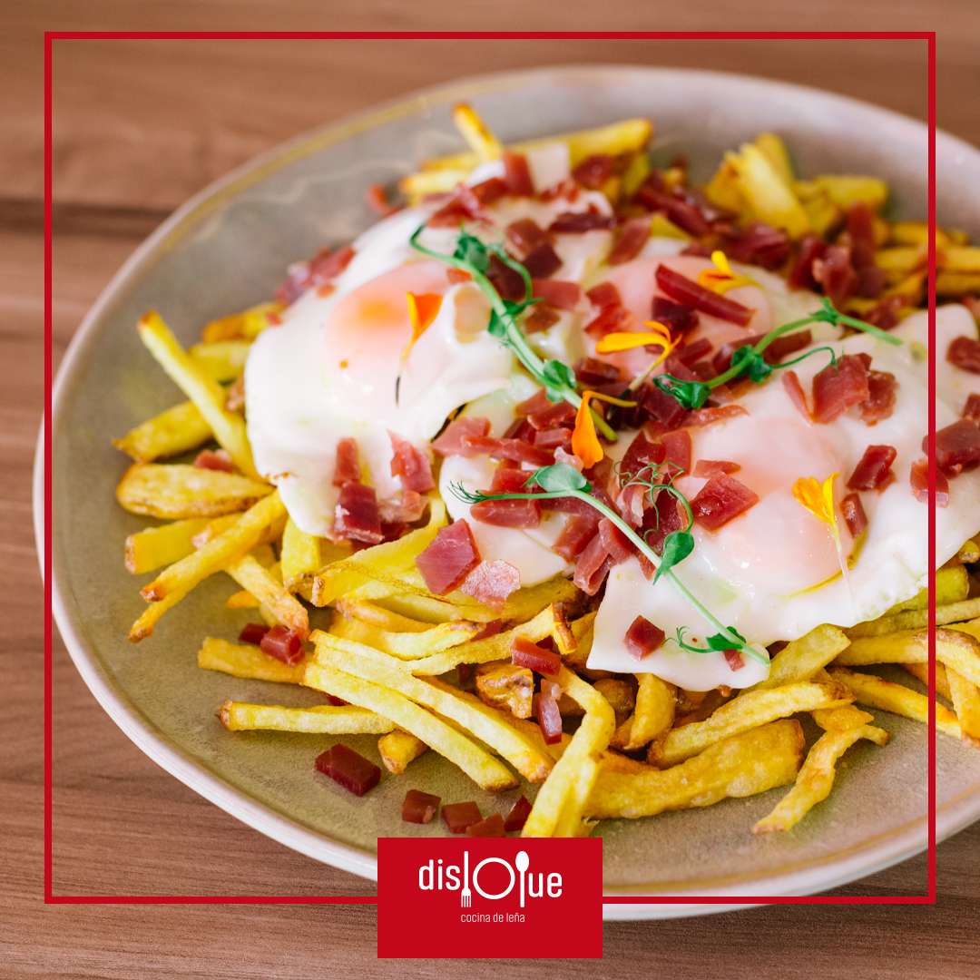Huevos rotos con iamón