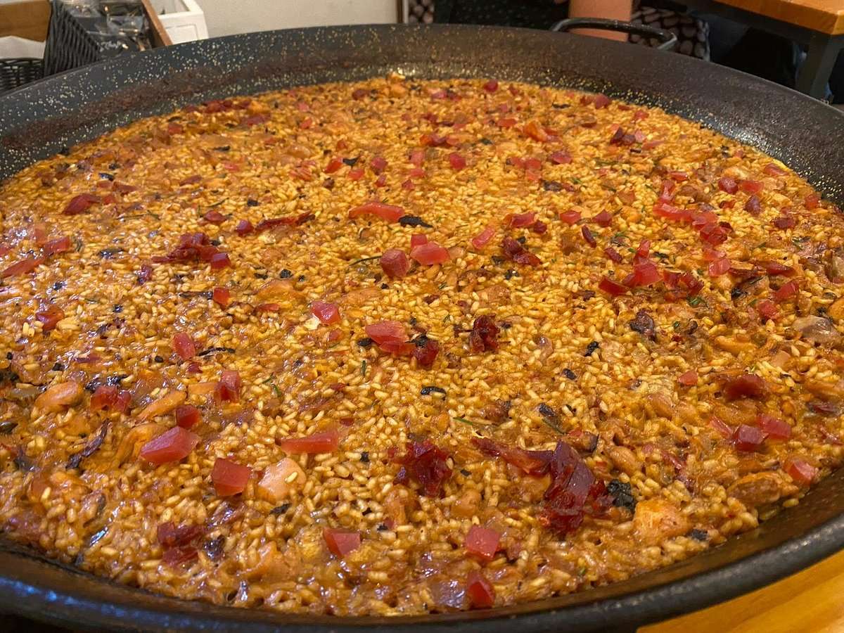 Paella mixta