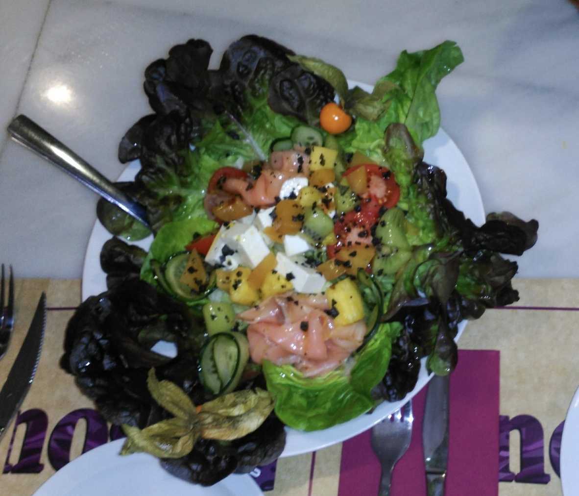 Ensalada de queso de cabra