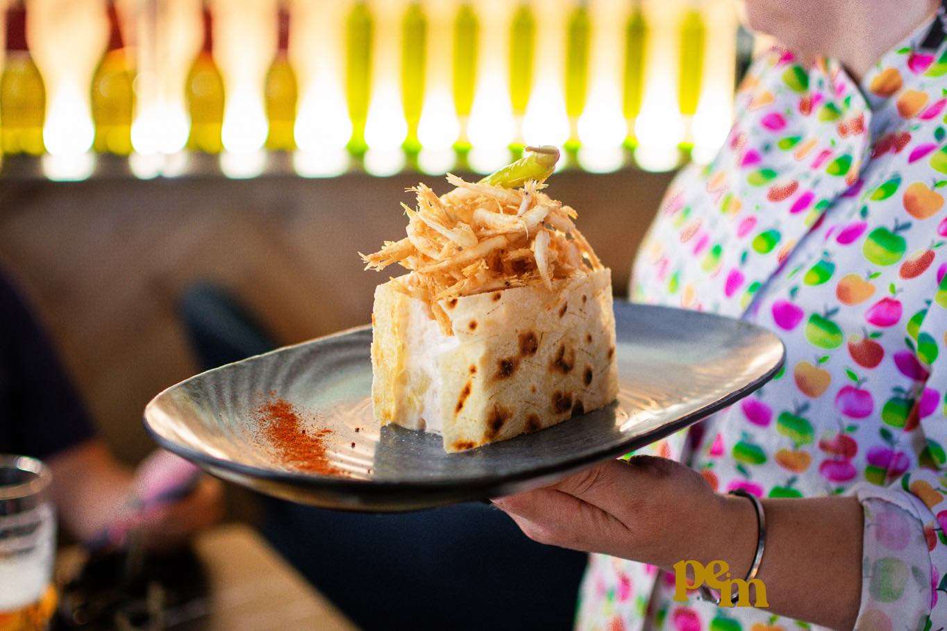 Ensaladilla de gamba blanca con crujiente gamba de cristal