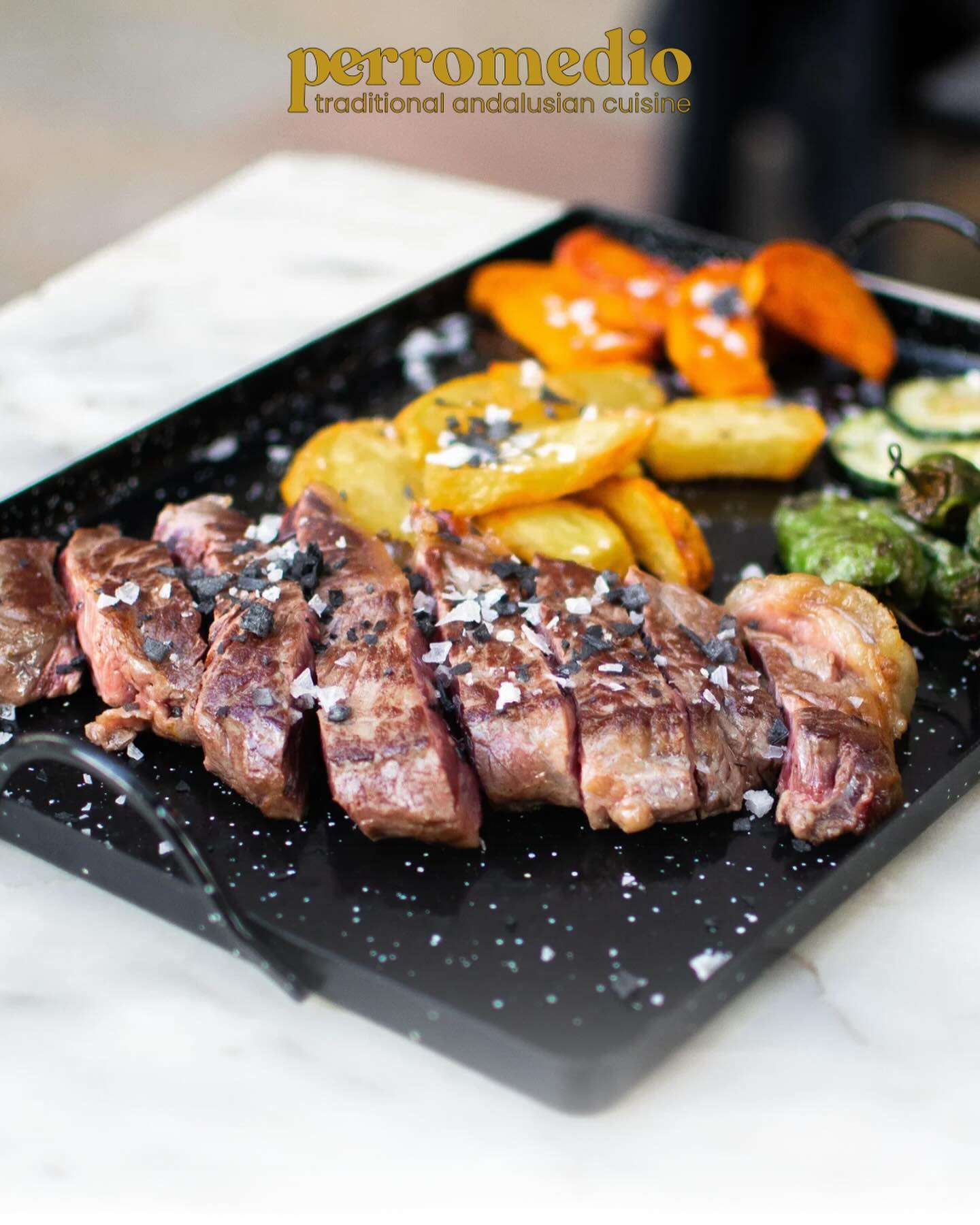 Entrecot plancha acompañado con verduras de temporada