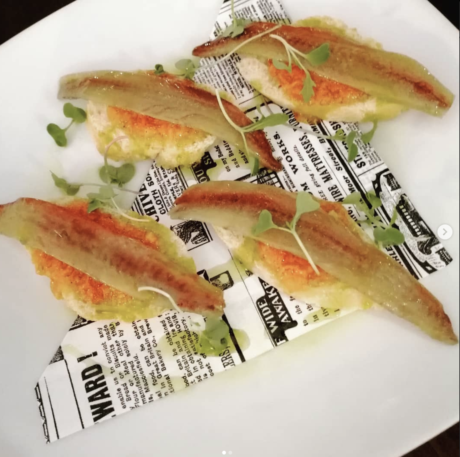 Anchoas de Santoña sobre tomare rallado