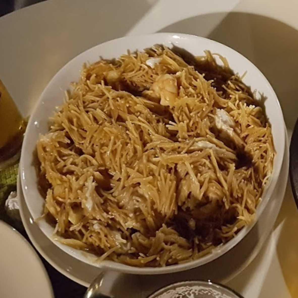 Fideos tostados con langostinos