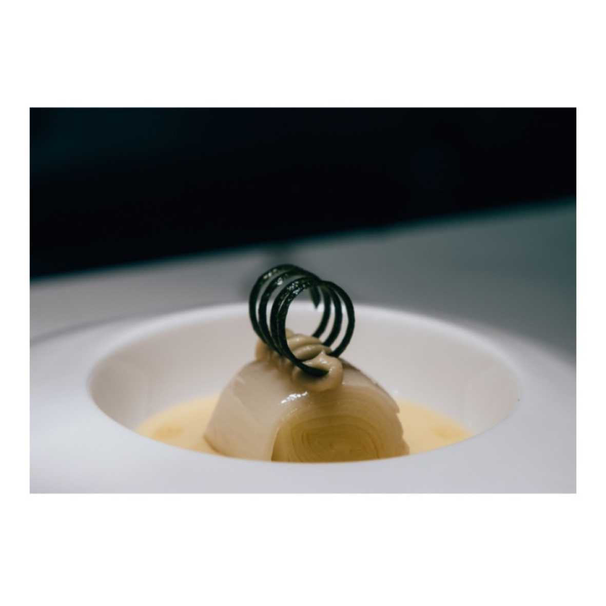Puerro y beurre blanc