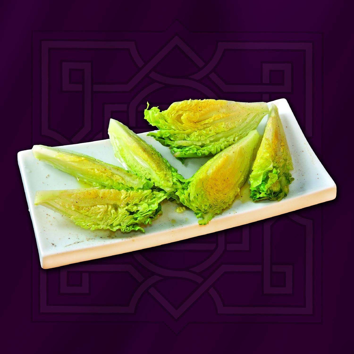 Cogollos de lechuga aliñados