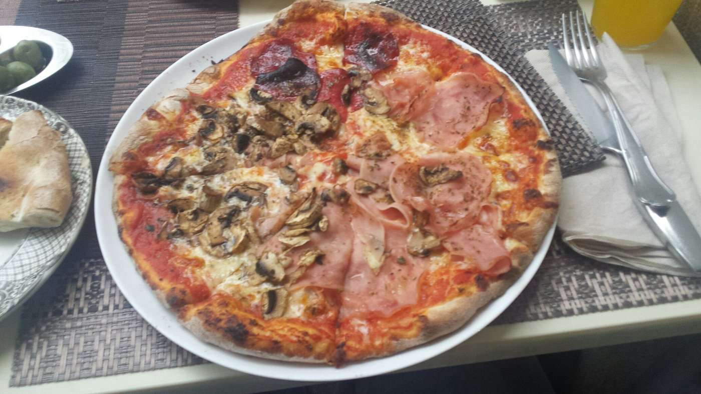 pizza capricciosa