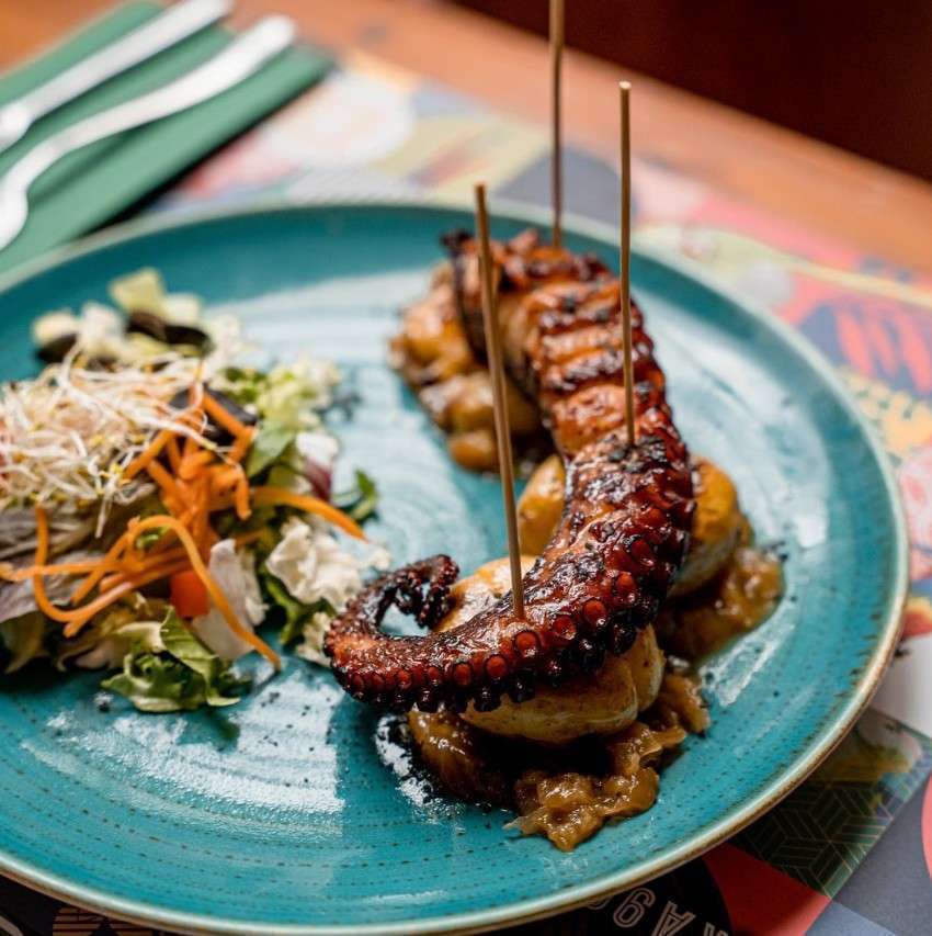 PATA DE PULPO BRASEADA