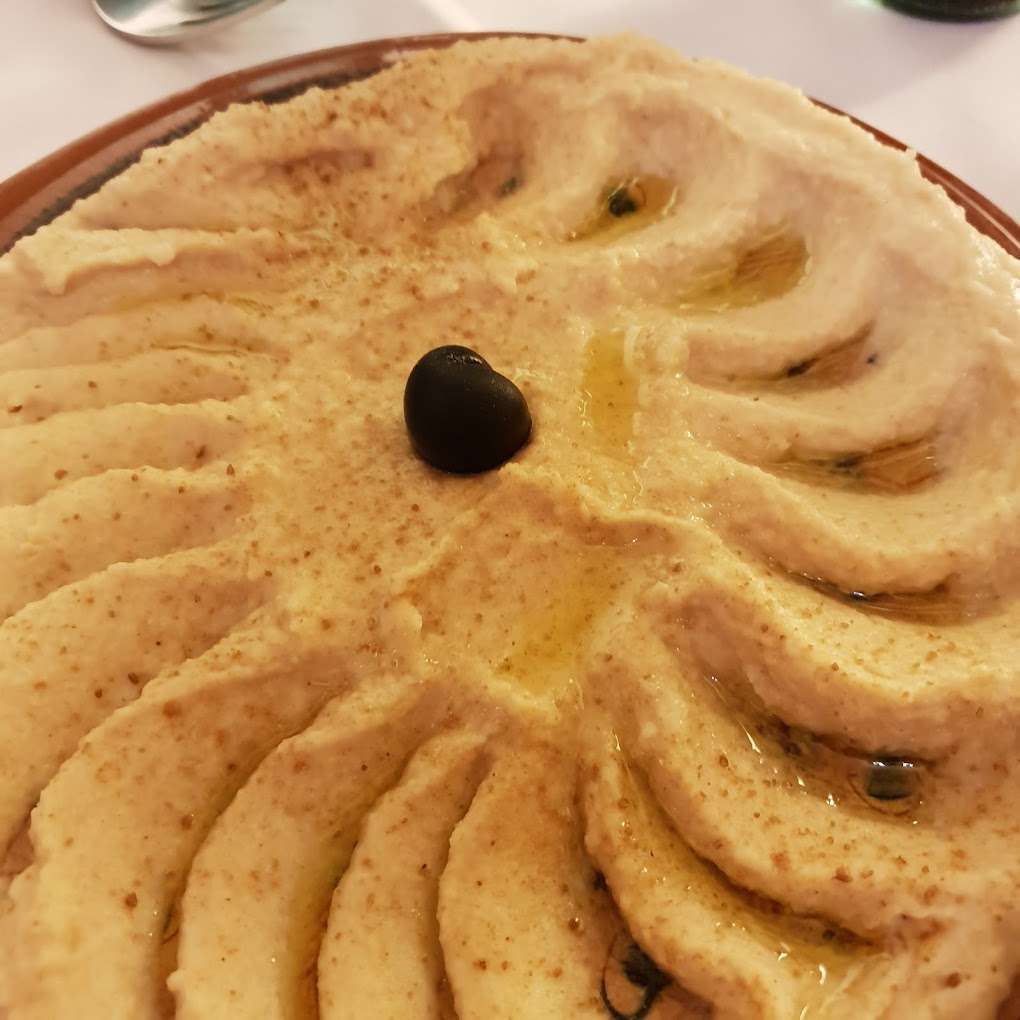 hummus