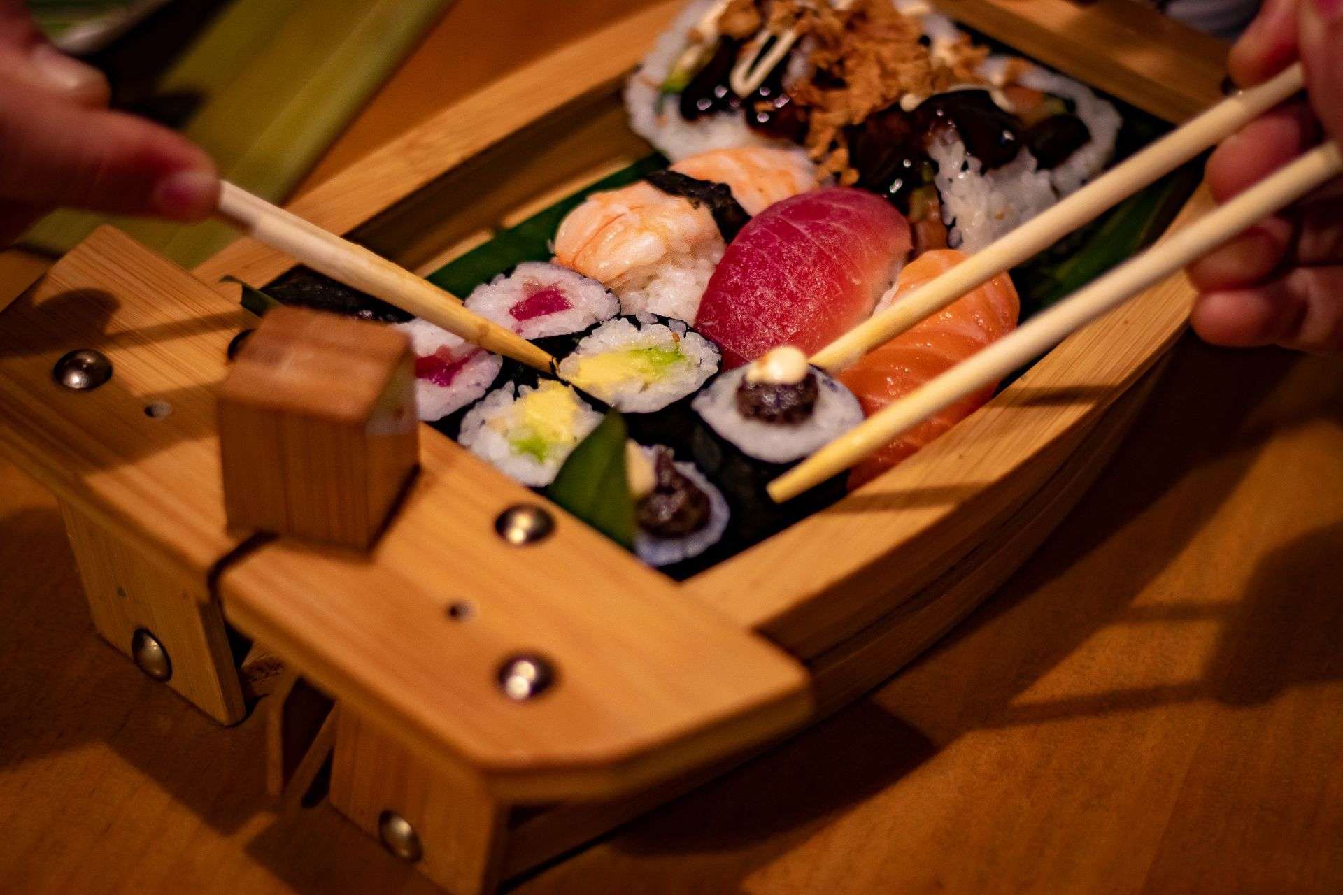 Barco de Sushi 16 PCS