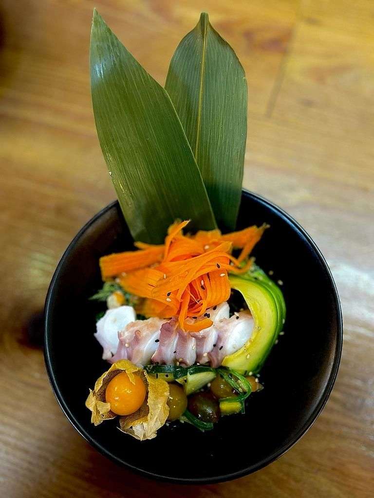 Ensalada Wakame Con Pulpo