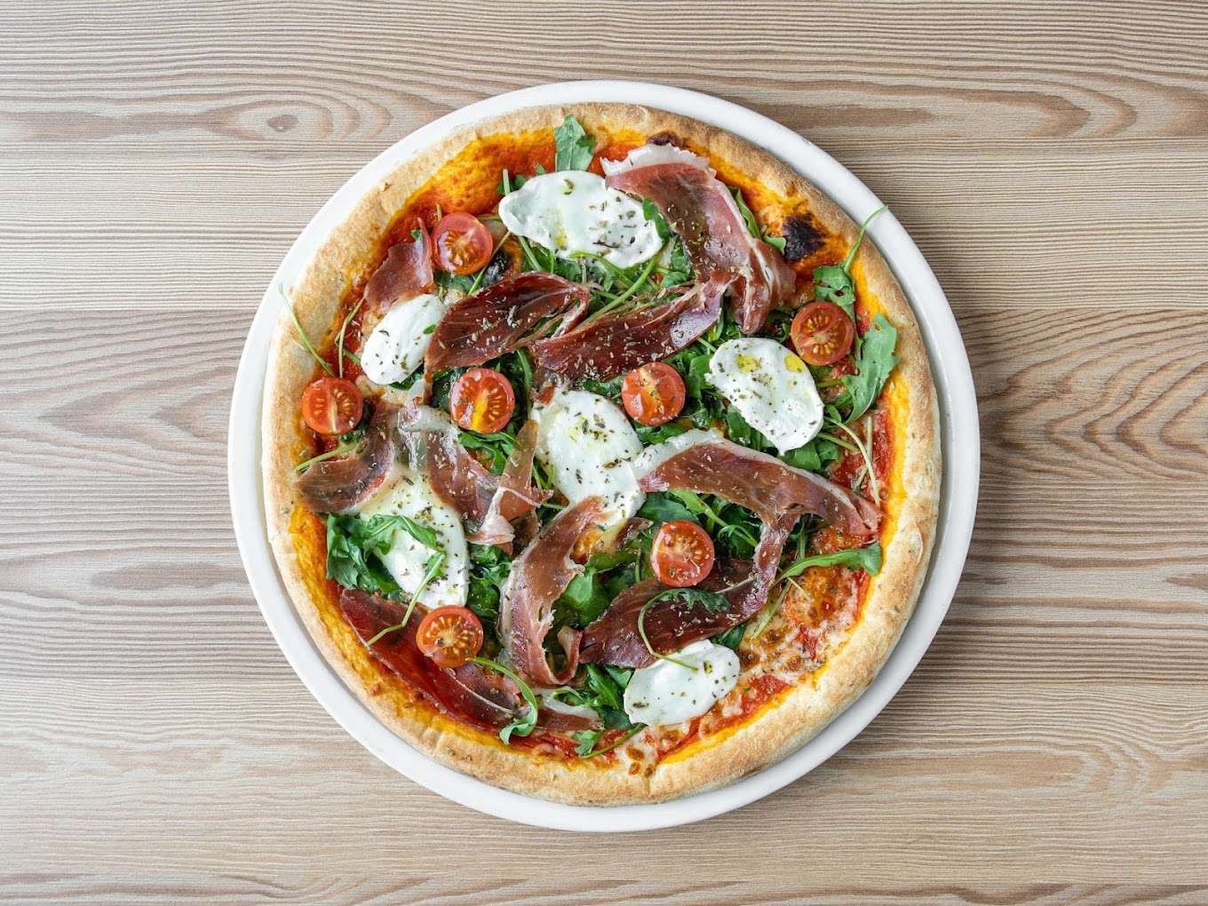 Pizza Serrano e Rucola