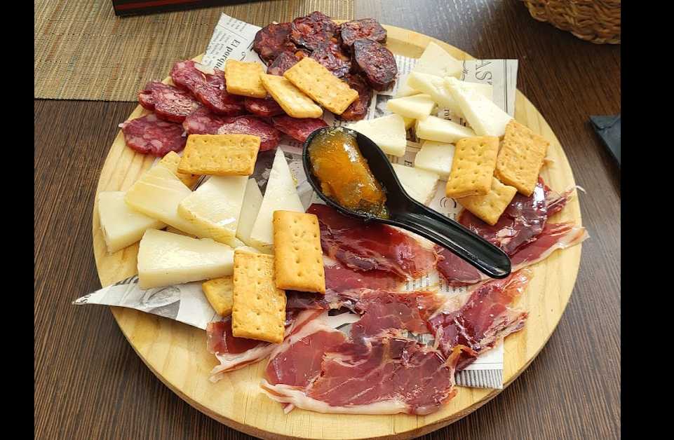 Tabla De Embutidos