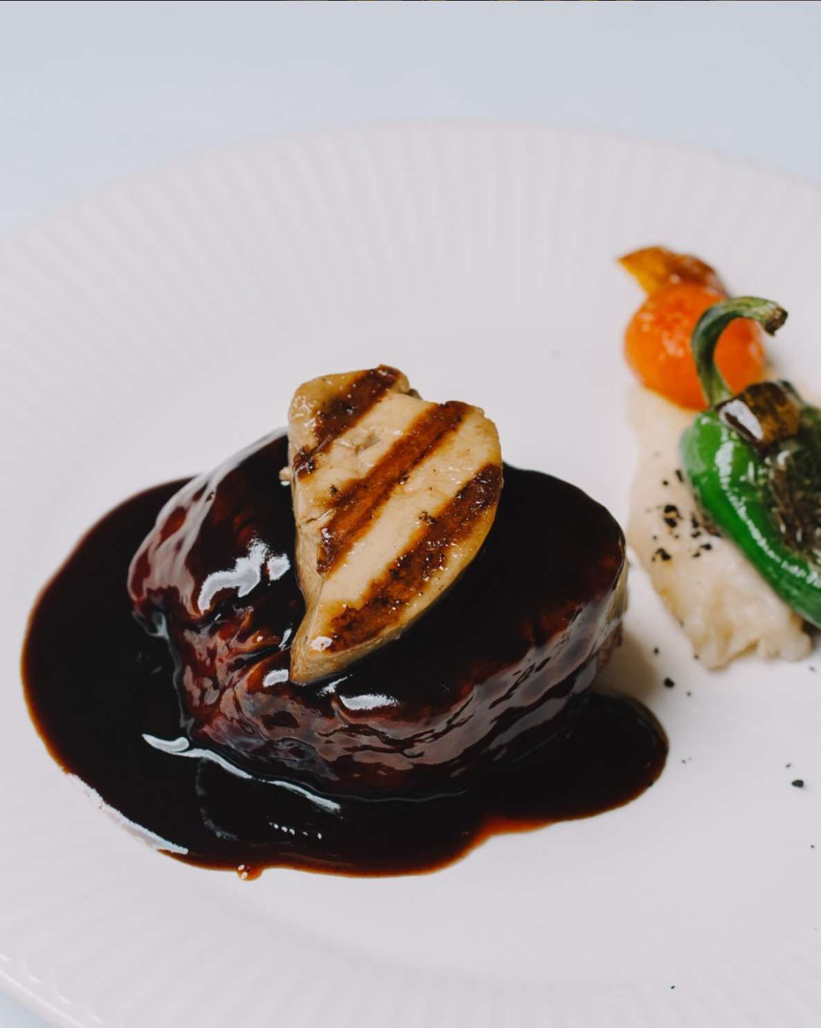 Foie con manzana, higos secos y reducción de PX