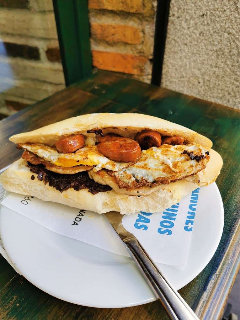BOCADILLO COJONES GRANAINO