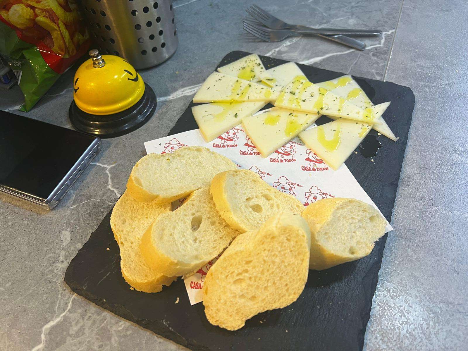QUESO SEMI-CURADO
