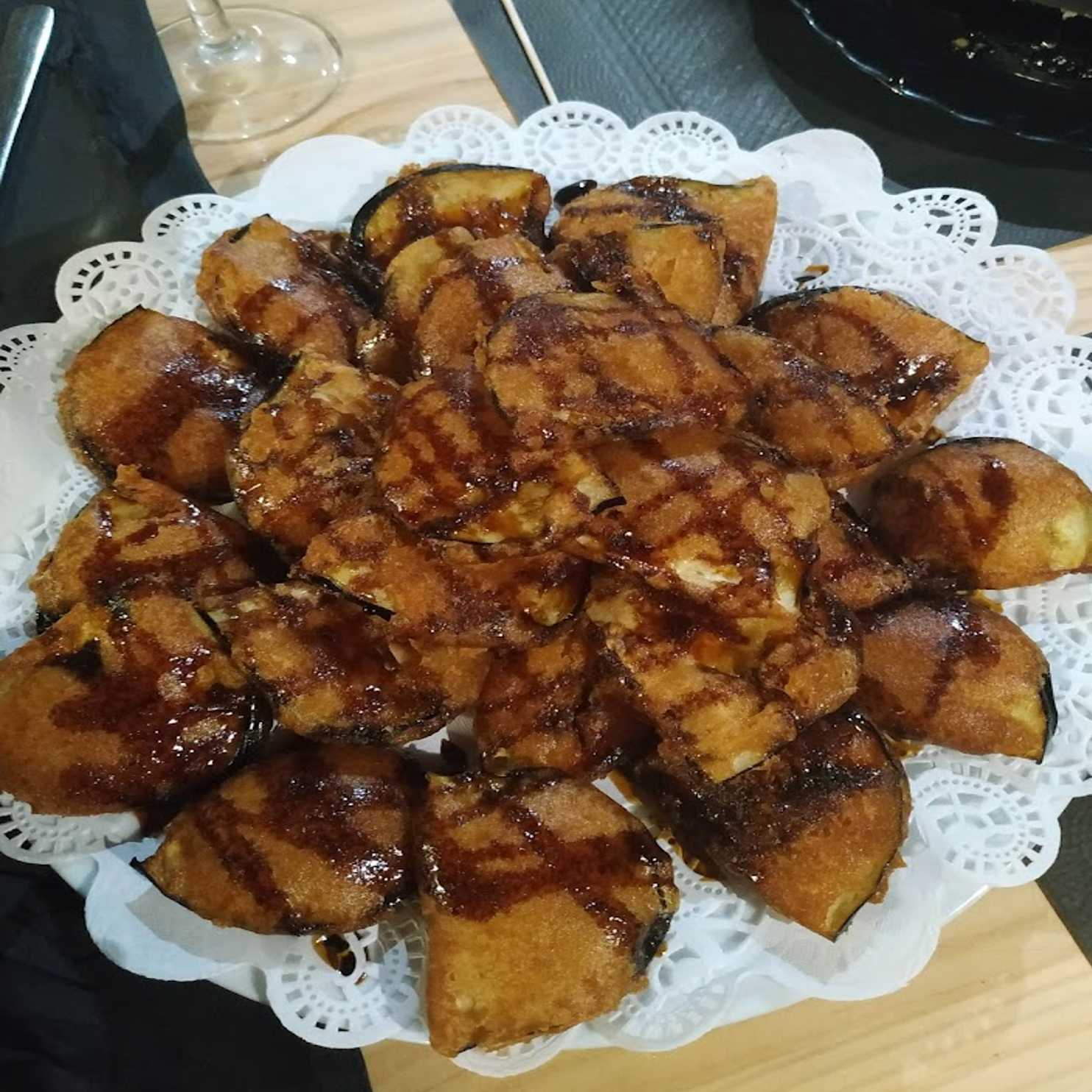 Berenjenas con miel de caña