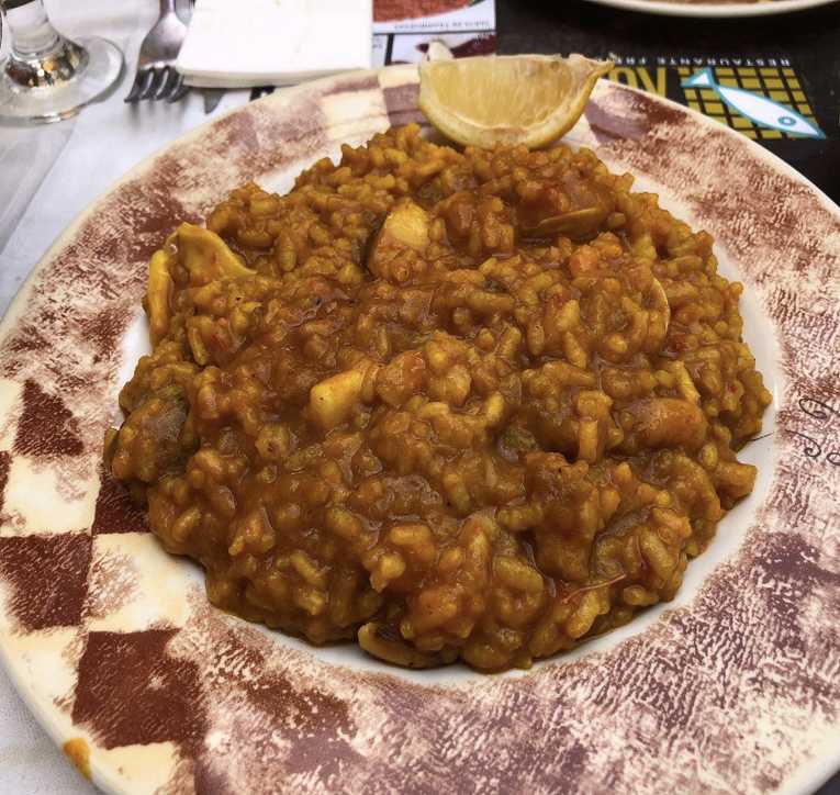 ARROZ DE GAMBAS Y CALAMARES