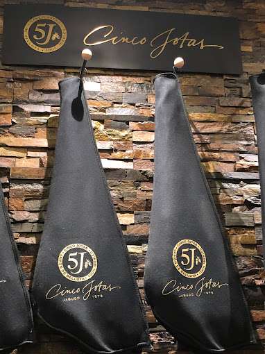 Jamón ibérico pata negra bellota 100% cinco jotas